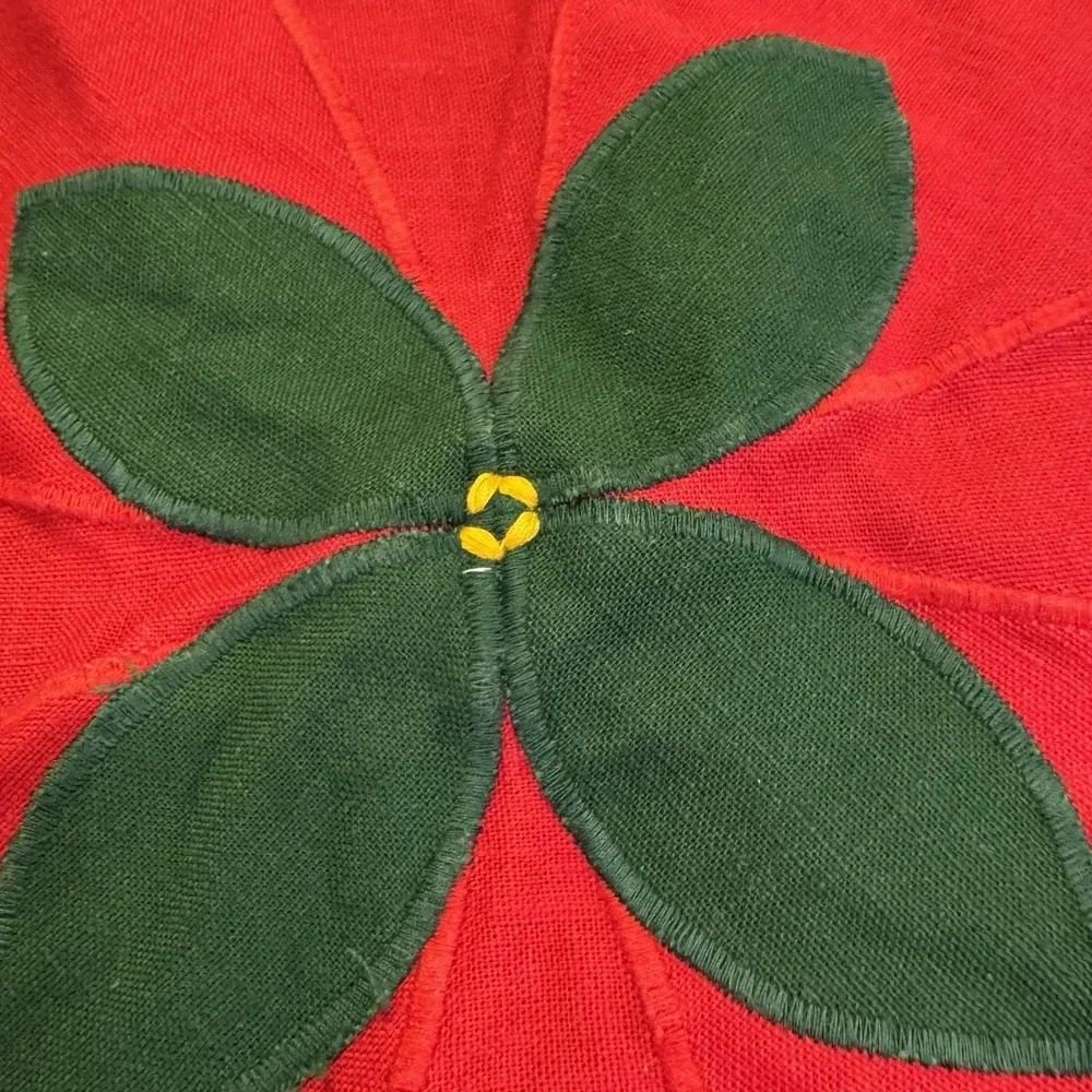 Vintage Christmas Table Cloth‎ /Scarf. Measures 36 